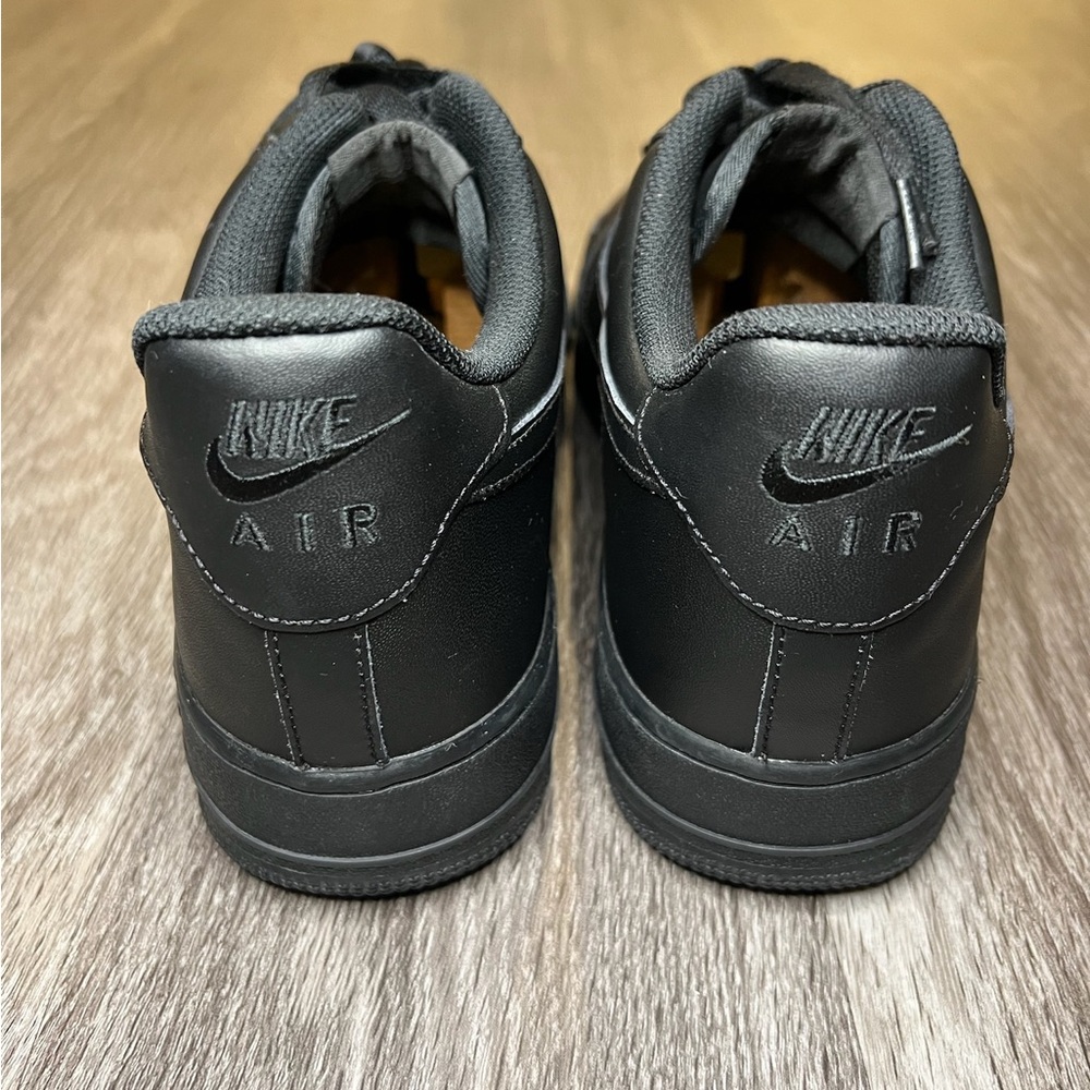 Nike Air Force 1 Low casual sneakers triple black - Picture 5 of 7